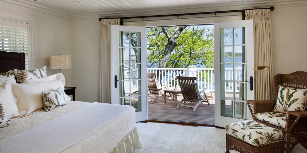 Спальня с террасой: 12 идей готовых проектов